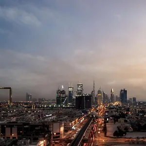 فندق ووحدات دبل تري من هيلتون إم سكوير