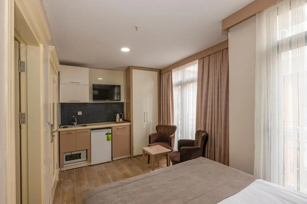 Taksim Peri Suite Istanbul 2*,